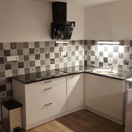Playa Apartman شقة