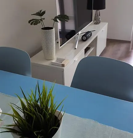 Playa Apartman شقة