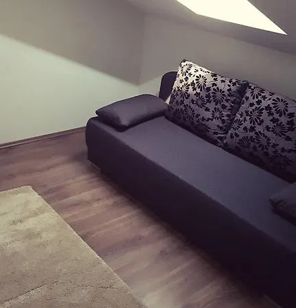 شقة Playa Apartman زاماردي